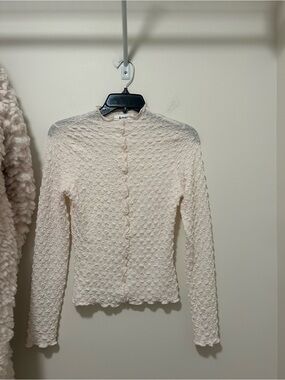 &merci Cream Long Sleeve Textured Tee